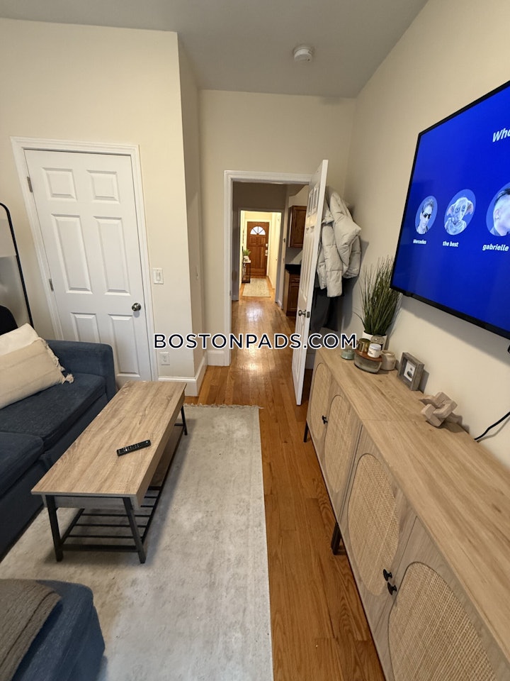 somerville-apartment-for-rent-3-bedrooms-1-bath-union-square-3580-8033202 