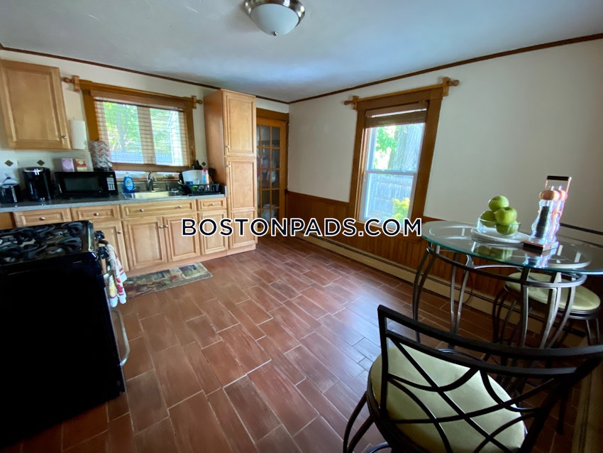 QUINCY - QUINCY CENTER - 3 Beds, 2 Baths - Image 9