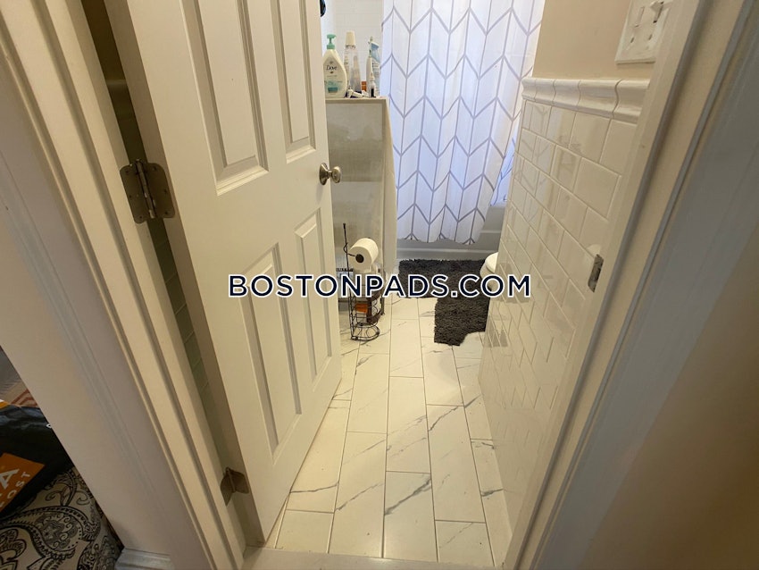 SOMERVILLE - EAST SOMERVILLE - 4 Beds, 2 Baths - Image 33