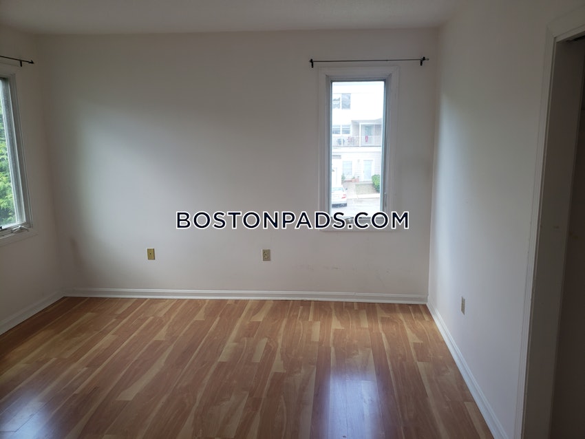 BOSTON - BRIGHTON - BRIGHTON CENTER - 3 Beds, 3 Baths - Image 4