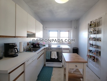 Boston - 3 Beds, 1 Baths