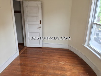 Washburn Ter. Brookline