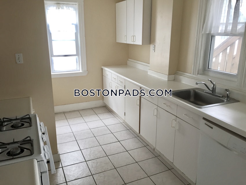 BROOKLINE- BROOKLINE VILLAGE - 4 Beds, 2 Baths - Image 2