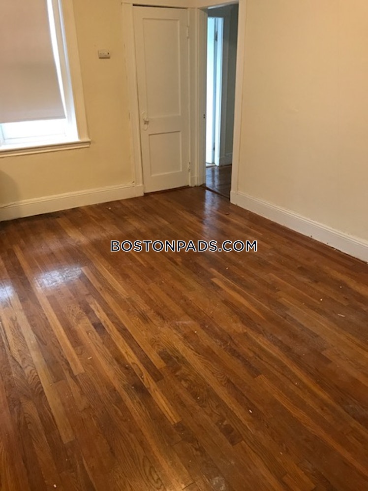 Brainerd Rd., Boston