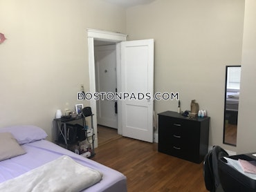 Boston - 2 Beds, 1 Baths