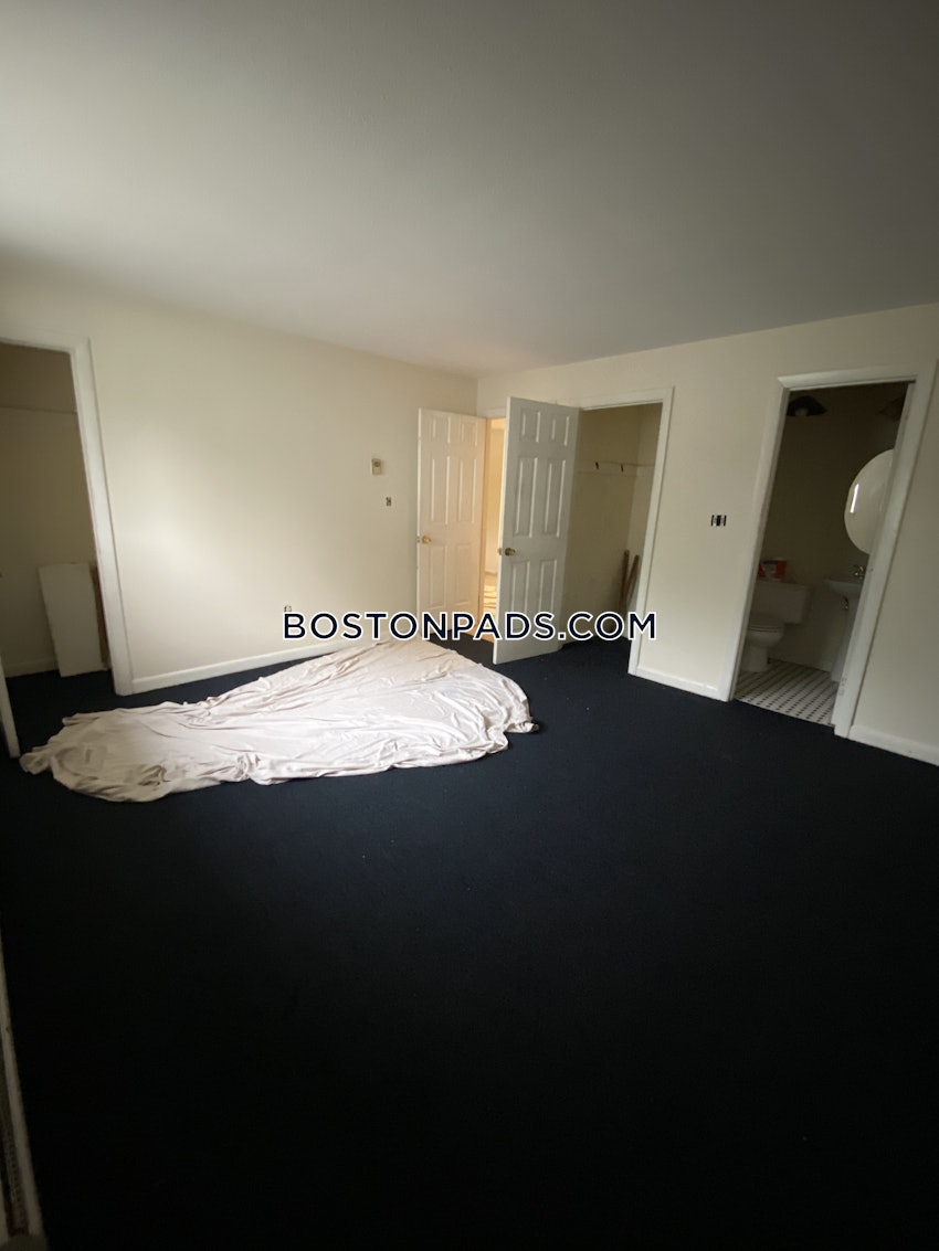 BOSTON - MATTAPAN - 2 Beds, 2 Baths - Image 3