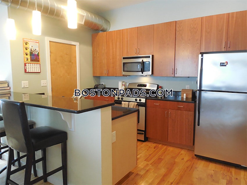 SALEM - 2 Beds, 2 Baths - Image 3