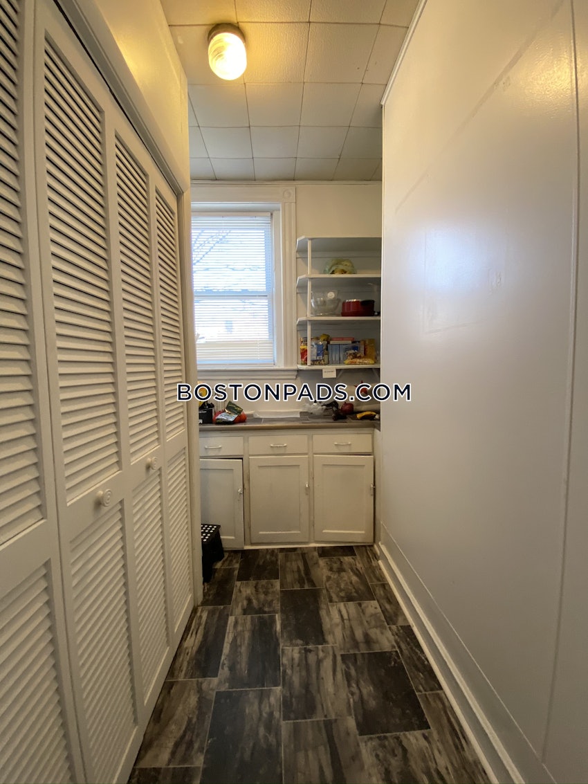 BOSTON - BRIGHTON- WASHINGTON ST./ ALLSTON ST. - 4 Beds, 1 Bath - Image 11