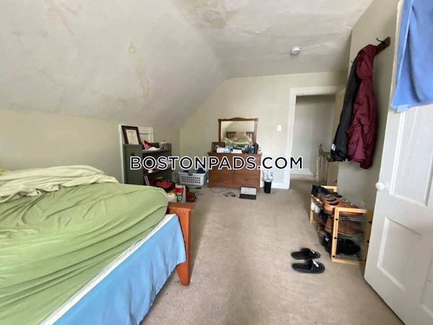 BOSTON - BRIGHTON - BRIGHTON CENTER - 3 Beds, 2 Baths - Image 4