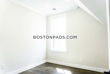 Boston - 3 Beds, 2 Baths