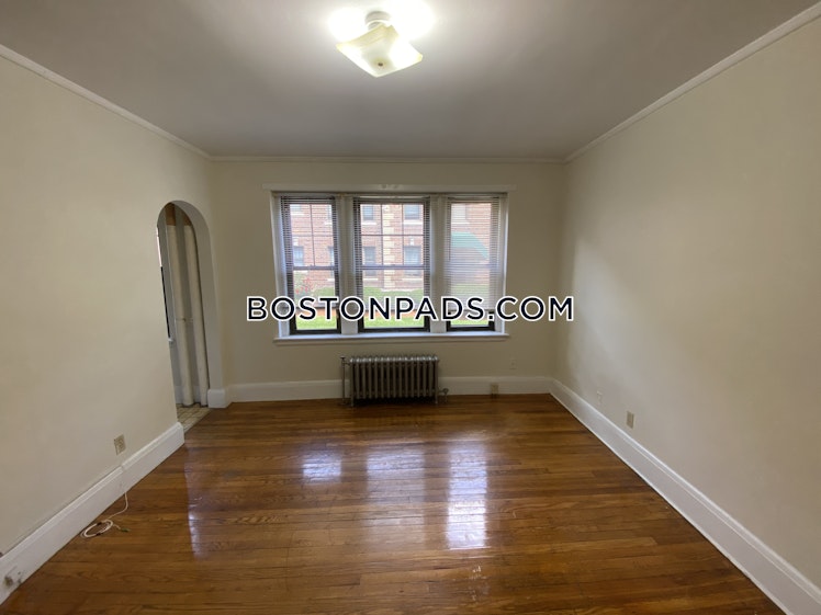 Pleasant St., Malden