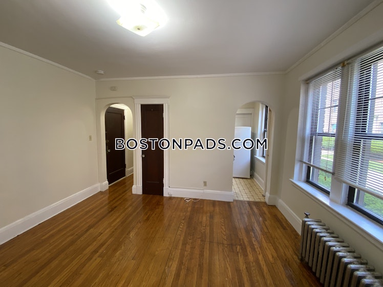 Pleasant St., Malden