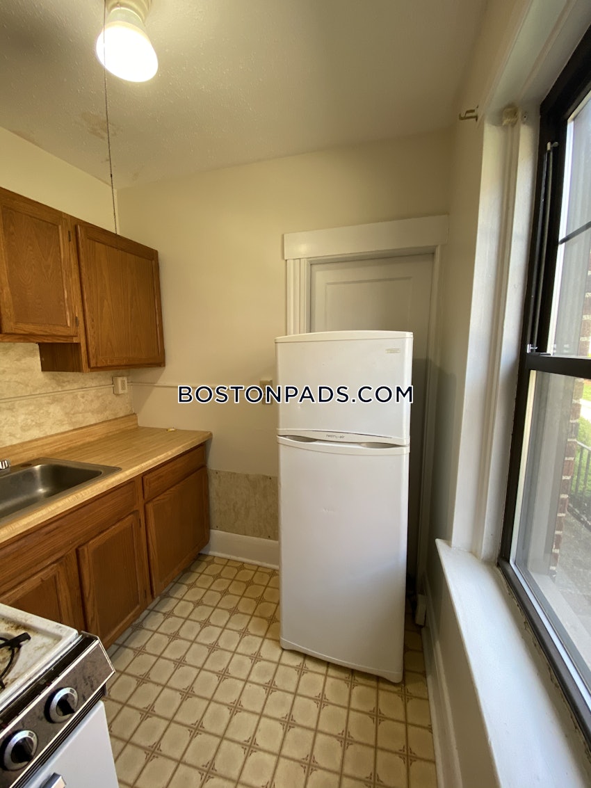 MALDEN - Studio , 1 Bath - Image 9