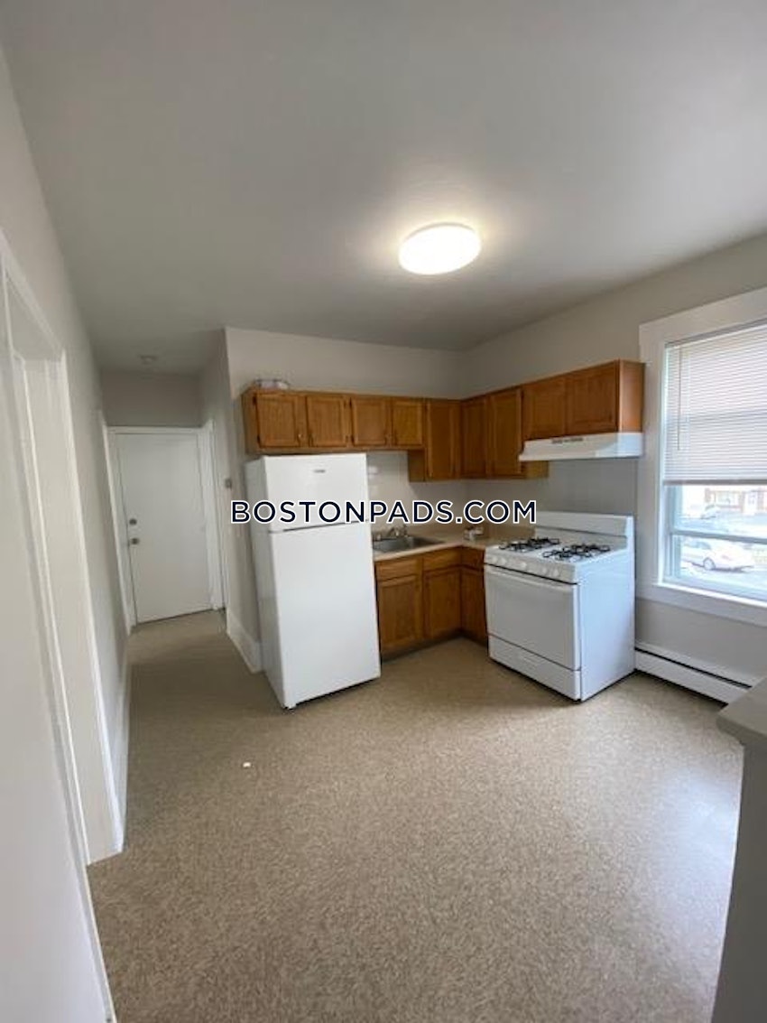 LYNN - 2 Beds, 1 Bath - Image 6