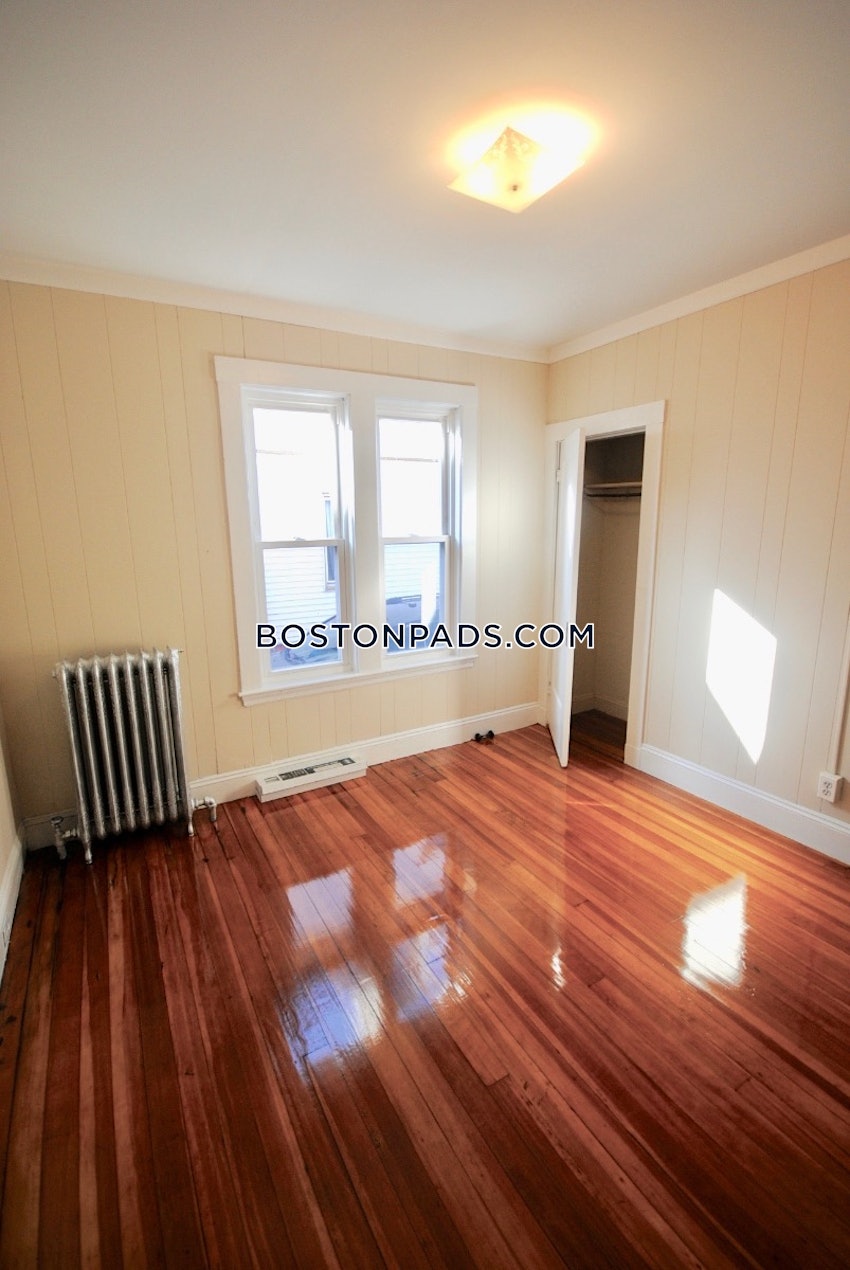 BOSTON - DORCHESTER - UPHAMS CORNER - 3 Beds, 1.5 Baths - Image 6