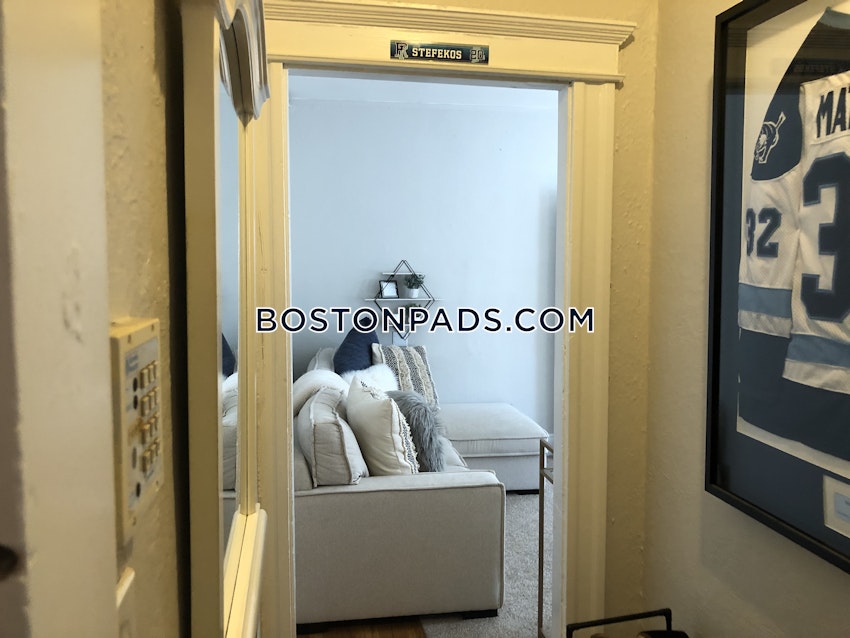 BOSTON - BRIGHTON - OAK SQUARE - 1 Bed, 1 Bath - Image 15