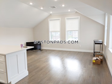 Boston - 3 Beds, 2 Baths