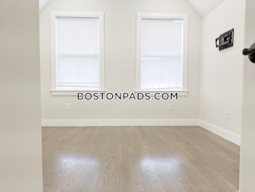 Boston - 3 Beds, 2 Baths