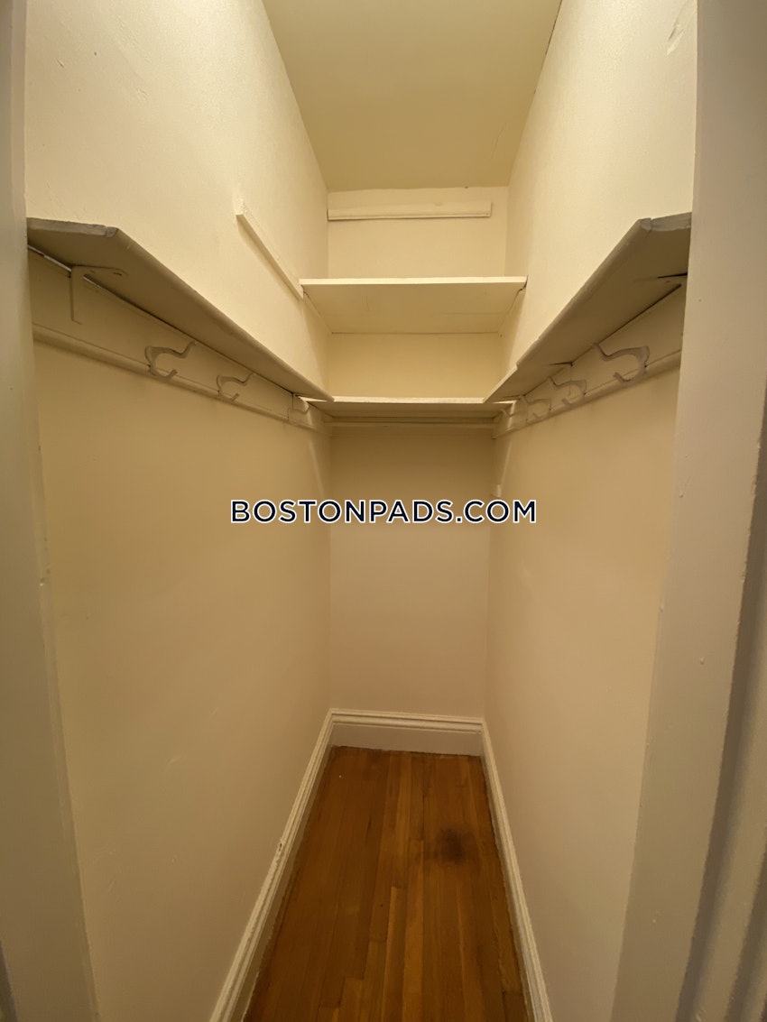 BOSTON - FENWAY/KENMORE - 1 Bed, 1 Bath - Image 13