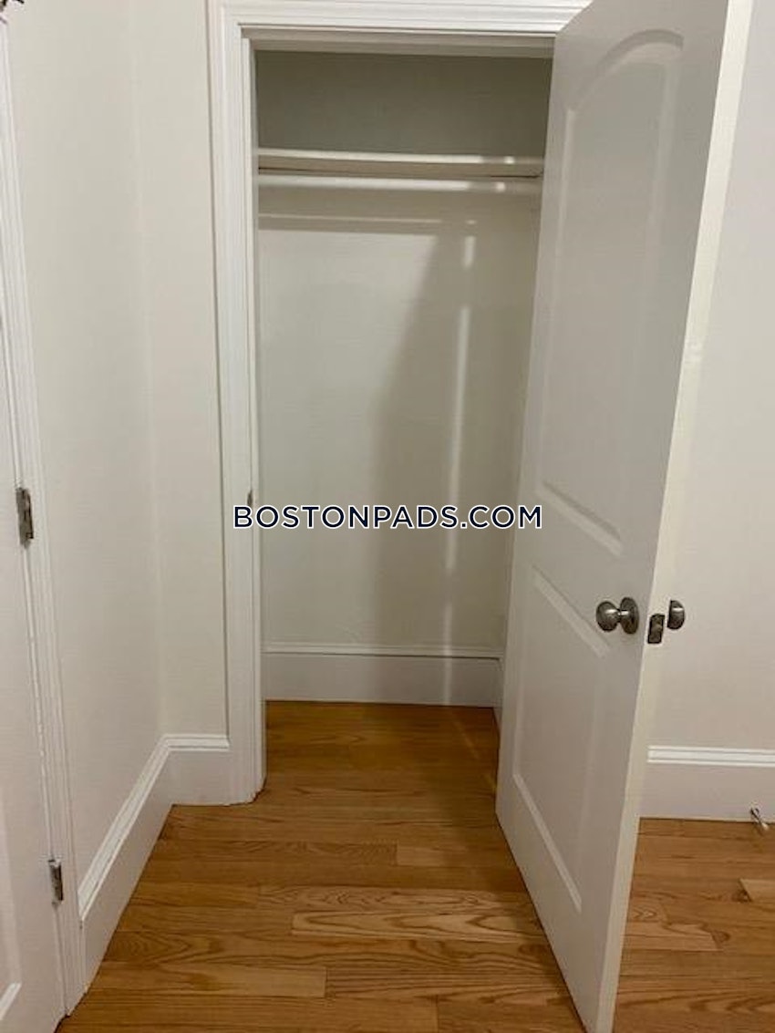 BOSTON - DORCHESTER - UPHAMS CORNER - 4 Beds, 1.5 Baths - Image 20