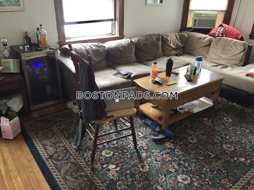 BOSTON - JAMAICA PLAIN - JAMAICA POND/PONDSIDE - 5 Beds, 2 Baths - Image 3