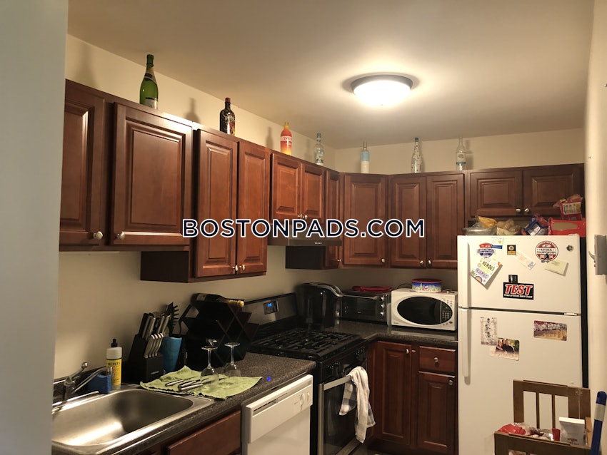 BOSTON - BRIGHTON - OAK SQUARE - 2 Beds, 1 Bath - Image 6