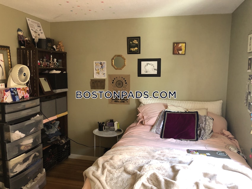 BOSTON - BRIGHTON - OAK SQUARE - 2 Beds, 1 Bath - Image 7