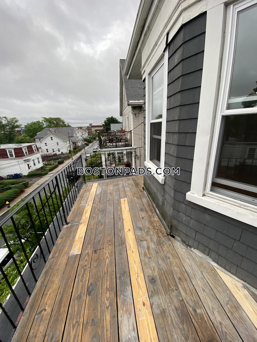 BOSTON - ALLSTON - 4 Beds, 2 Baths - Image 26