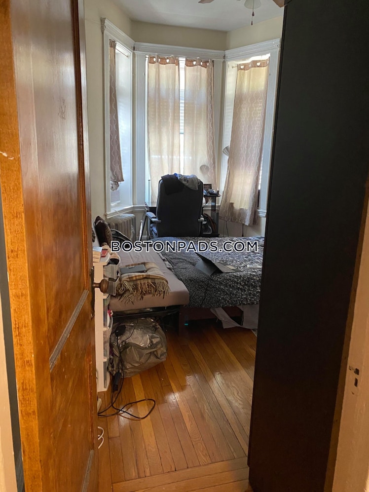 Hemenway St., Boston