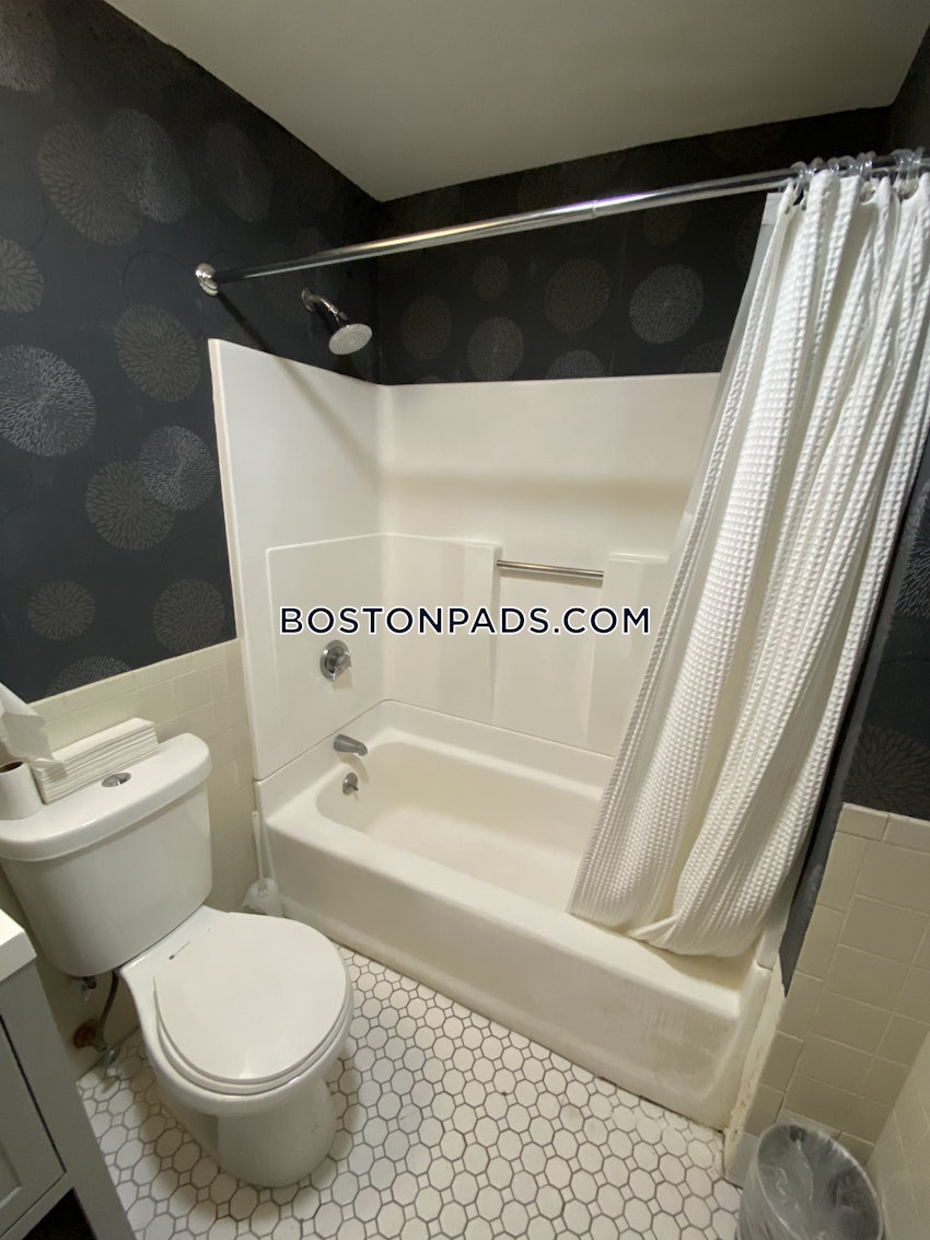 BOSTON - BAY VILLAGE - Studio , 1 Bath - Image 7