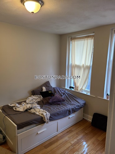 Boston - 2 Beds, 1 Baths