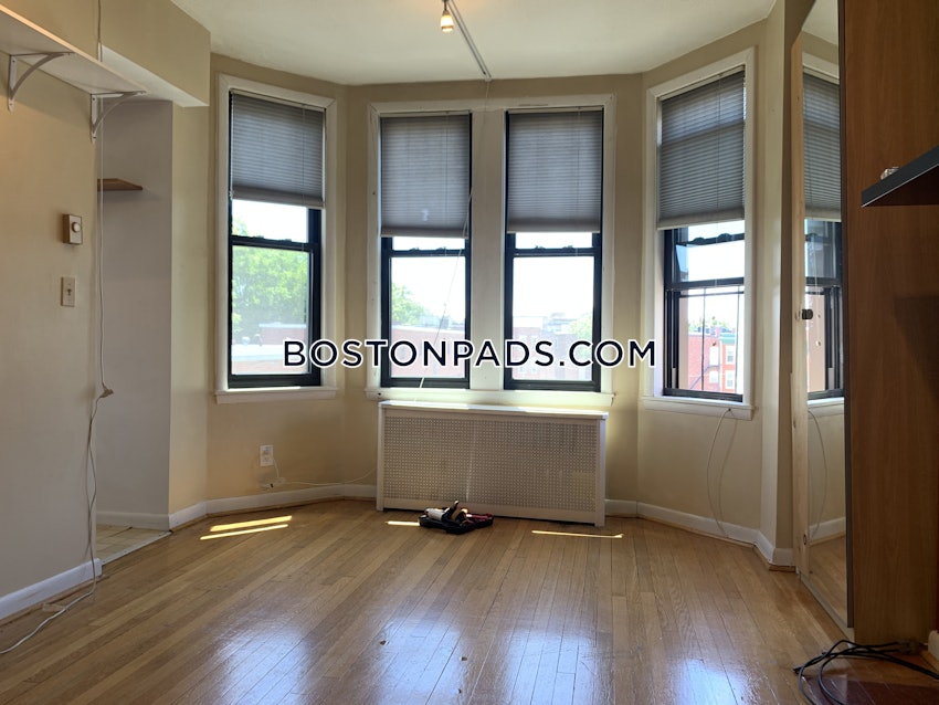 BOSTON - ALLSTON/BRIGHTON BORDER - 1 Bed, 1 Bath - Image 35