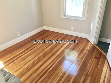 Boston - 4 Beds, 2 Baths