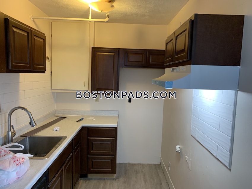 BOSTON - ALLSTON/BRIGHTON BORDER - 1 Bed, 1 Bath - Image 1