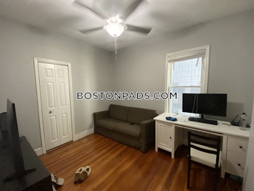 Boston - 2 Beds, 1 Baths