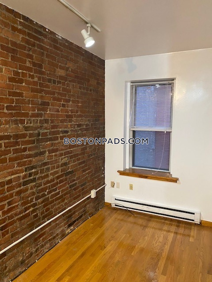 BOSTON - NORTH END - 1 Bed, 1 Bath - Image 14