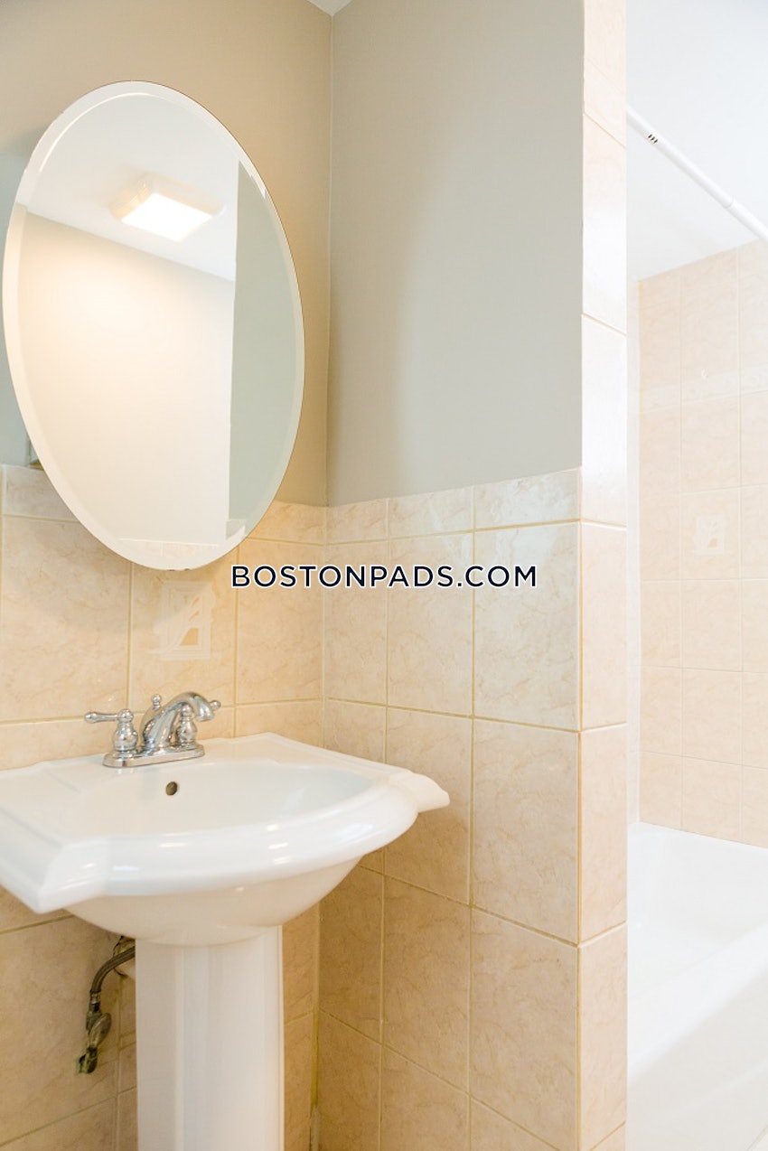 BOSTON - JAMAICA PLAIN - JACKSON SQUARE - 3 Beds, 1 Bath - Image 47