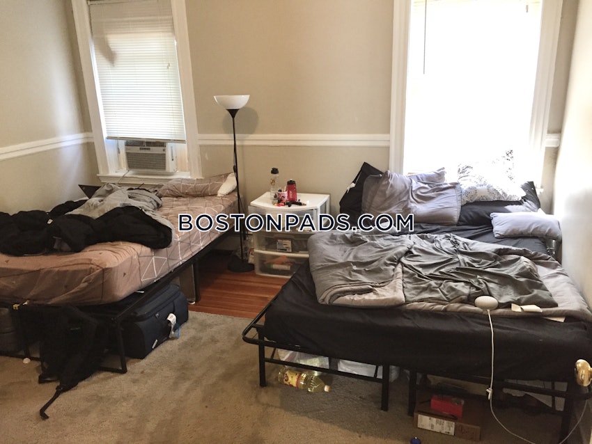 BOSTON - JAMAICA PLAIN - JACKSON SQUARE - 3 Beds, 1 Bath - Image 9