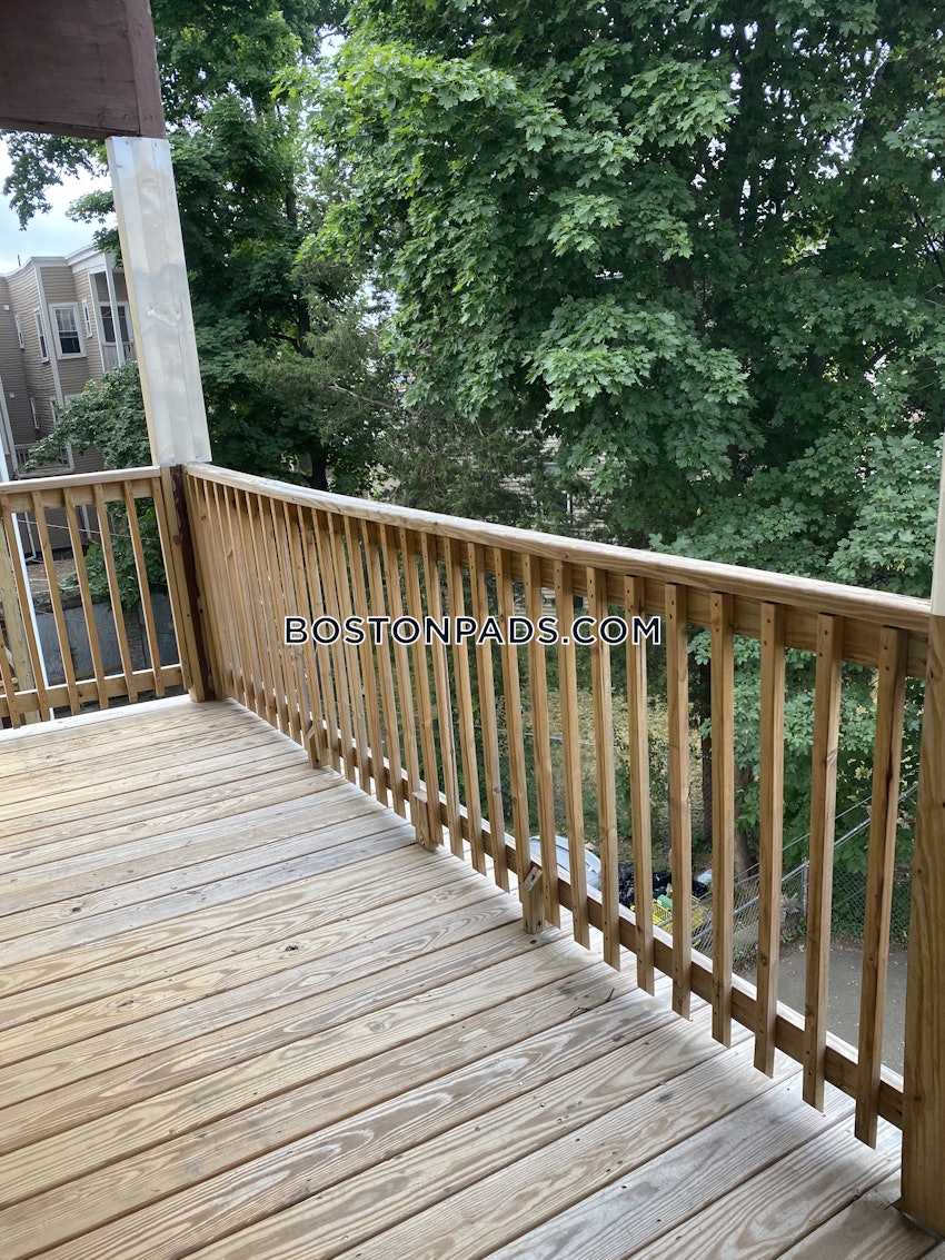 BOSTON - DORCHESTER - CENTER - 3 Beds, 1 Bath - Image 7