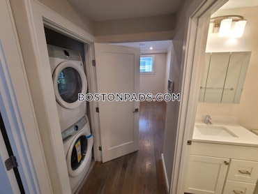 Boston - 2 Beds, 1 Baths