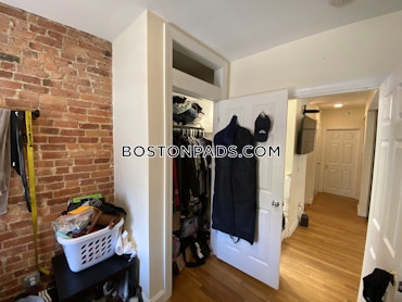 Boston - 4 Beds, 2 Baths