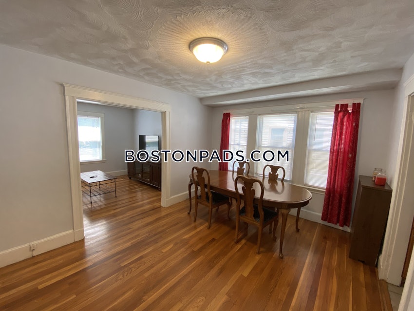 QUINCY - NORTH QUINCY - 3 Beds, 1 Bath - Image 24