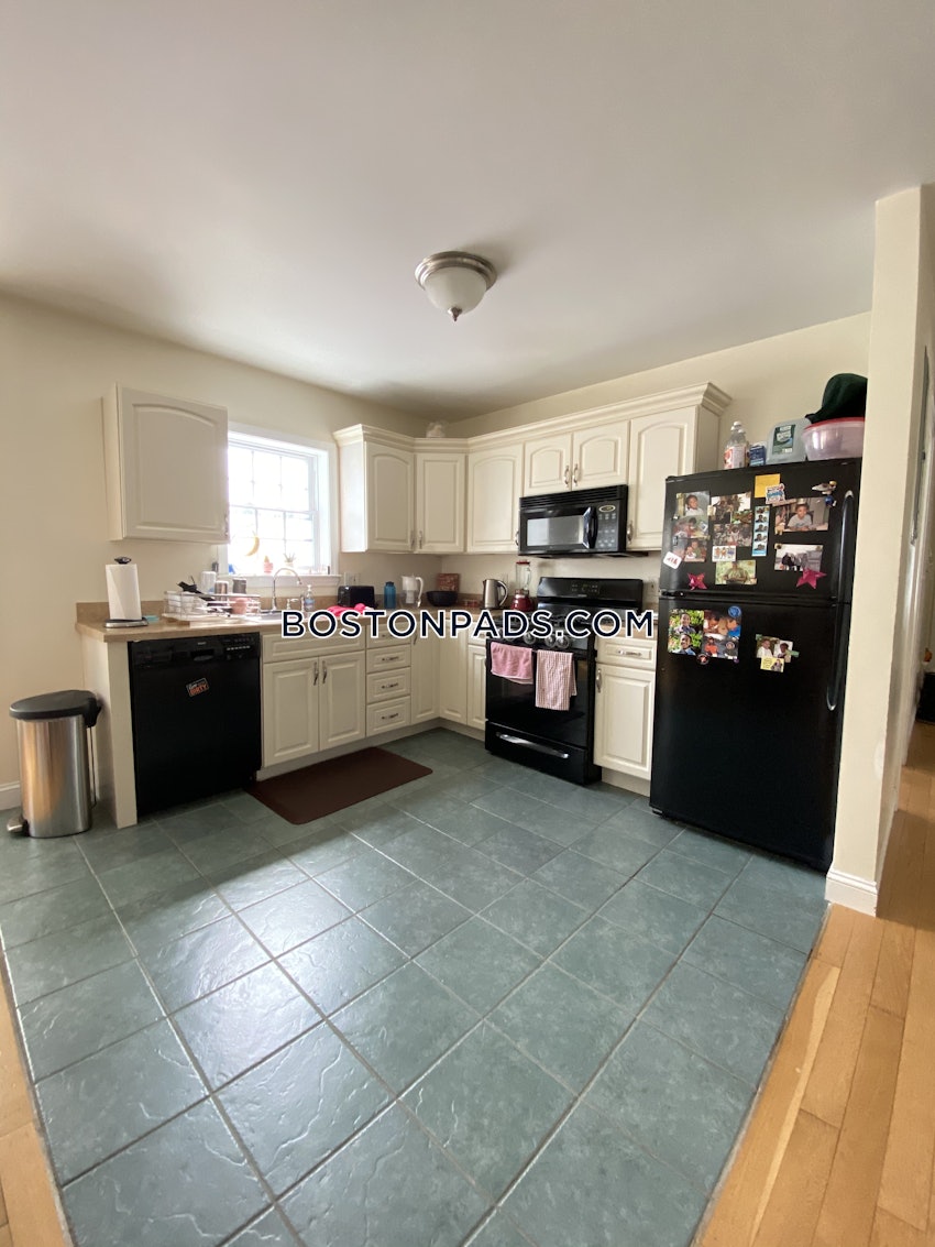 BOSTON - MATTAPAN - 3 Beds, 1 Bath - Image 14