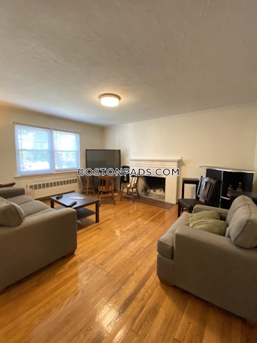 Brookline - 2 Beds, 1 Baths