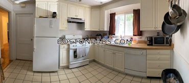 Brookline - 2 Beds, 1 Baths