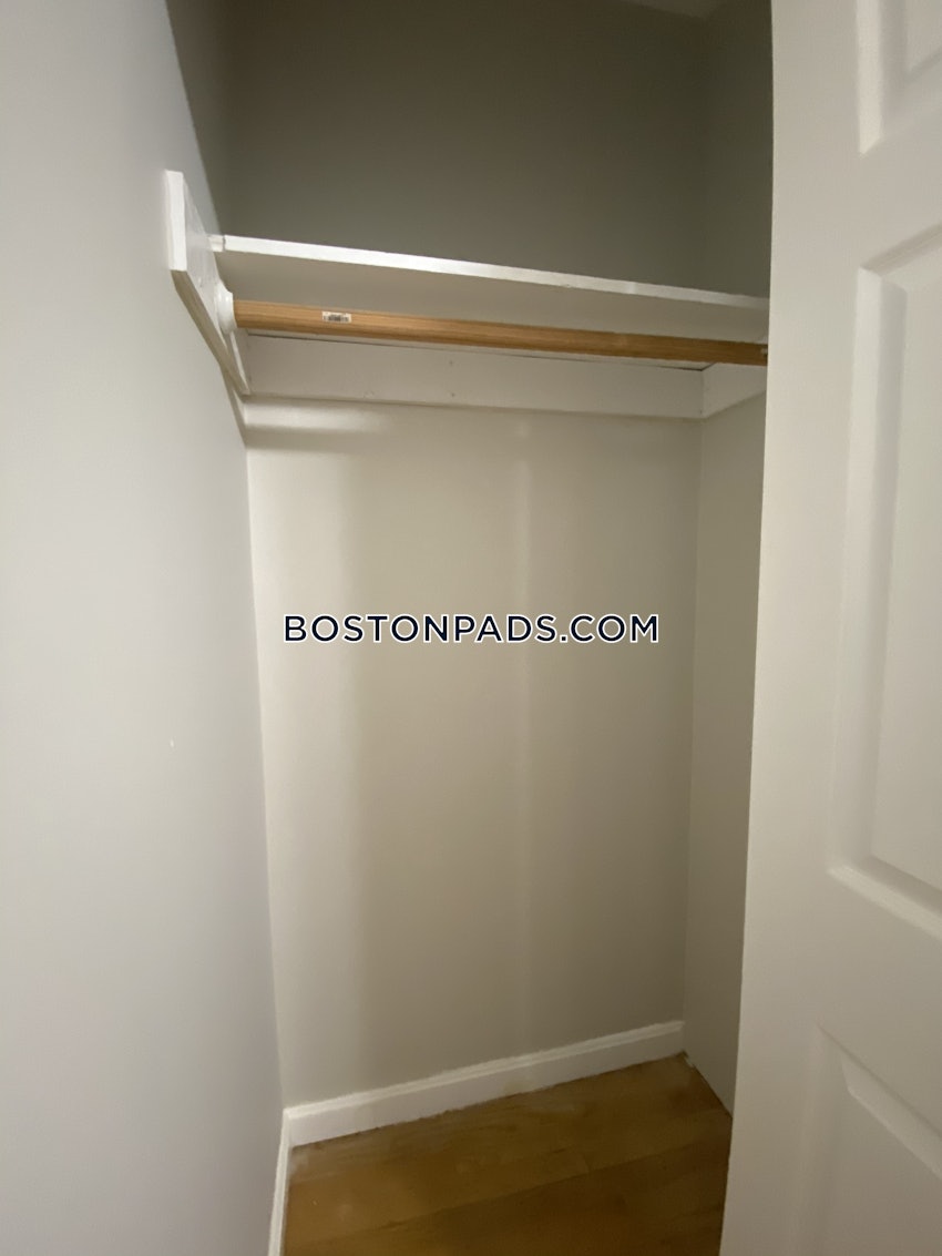 BOSTON - NORTH END - 2 Beds, 1 Bath - Image 34