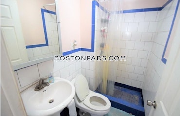 Boston - 4 Beds, 2 Baths