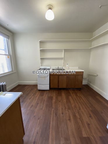 Boston - 2 Beds, 1 Baths