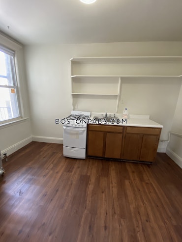 Boston - 2 Beds, 1 Baths