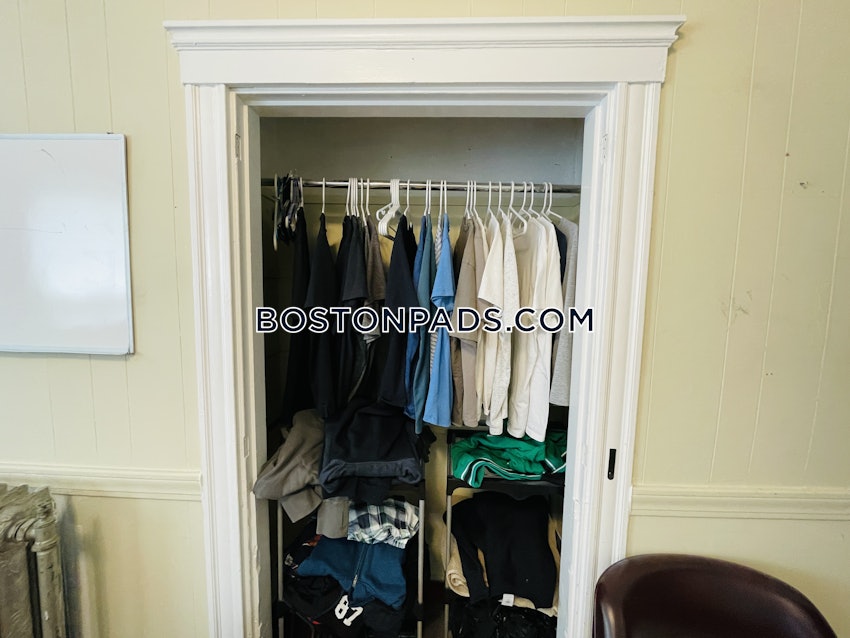 CAMBRIDGE - CENTRAL SQUARE/CAMBRIDGEPORT - 3 Beds, 1 Bath - Image 12